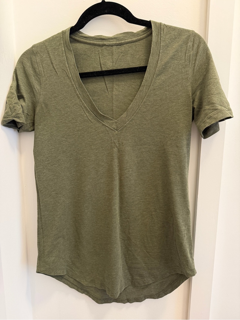 lululemon athletica Olive Green V-Neck Short Sleeve Tee